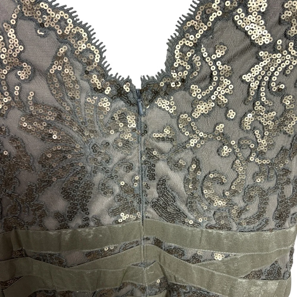 Tadashi Shoji Metallic Embellished Lace Sheath Spring Wedding Guest Dress Size 4